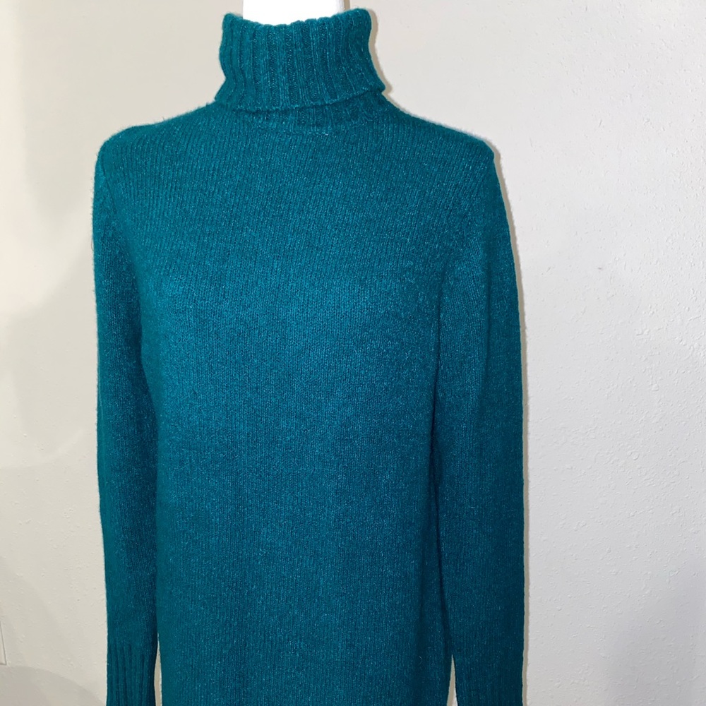 Sweater dress